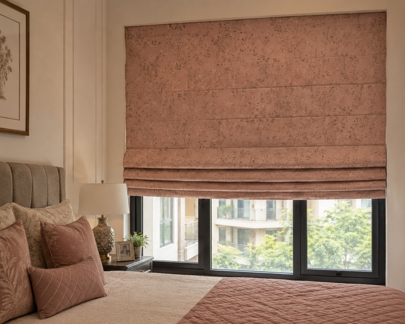Bedroom Roman